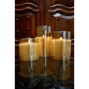RADIANCE POURED FLAMELSS CANDLE - CHAMPAGNE