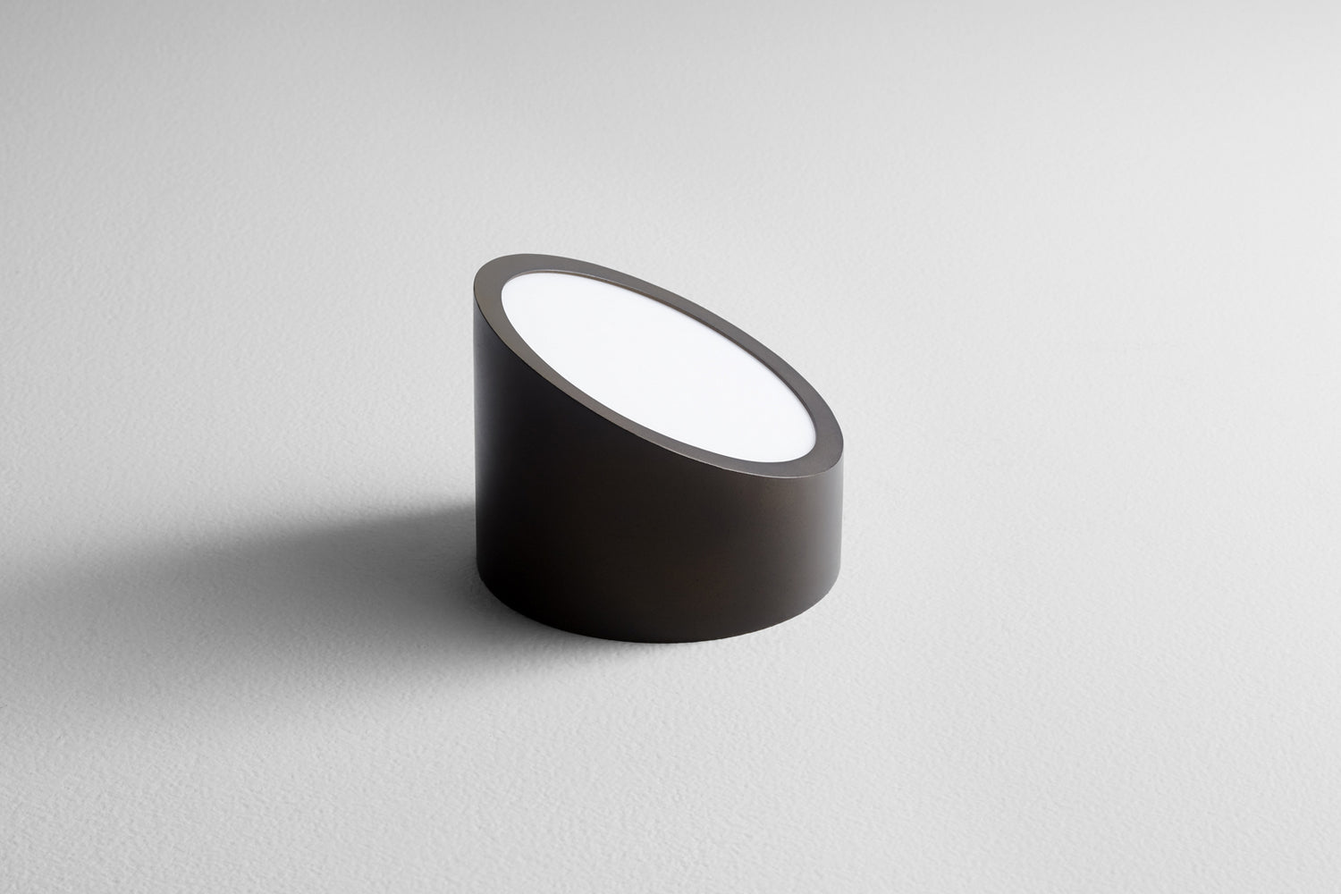 Quorum - 3-560-22 - LED Wall Sconce - Zeepers - Oiled Bronze
