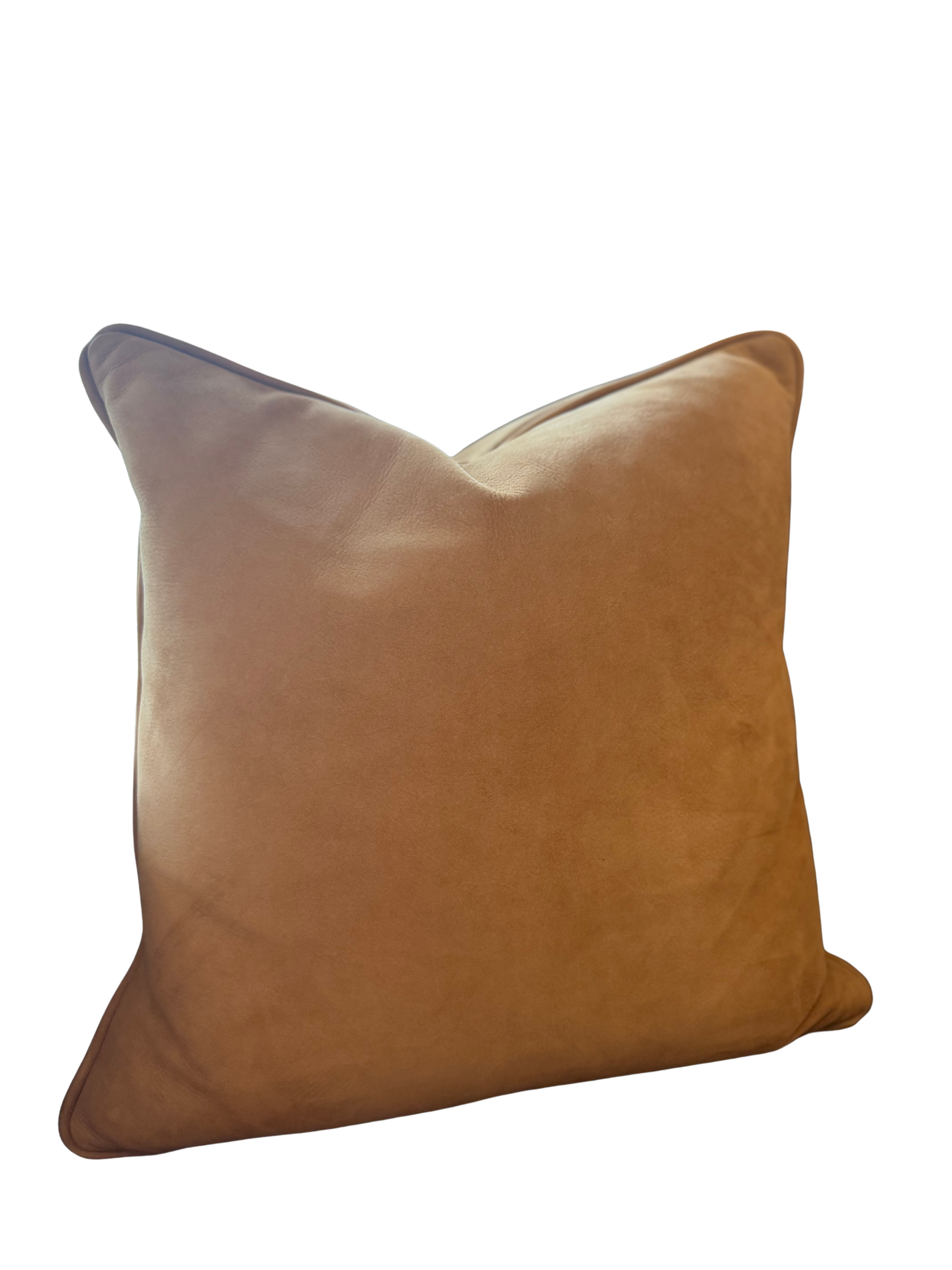 18" Throw Pillow in Leather (Cotton Camel)
