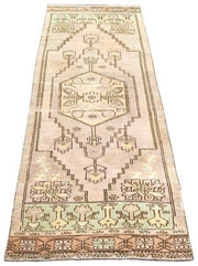 VINTAGE TURKISH RUG