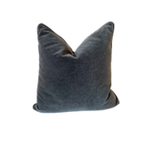 22" THROW PILLOW